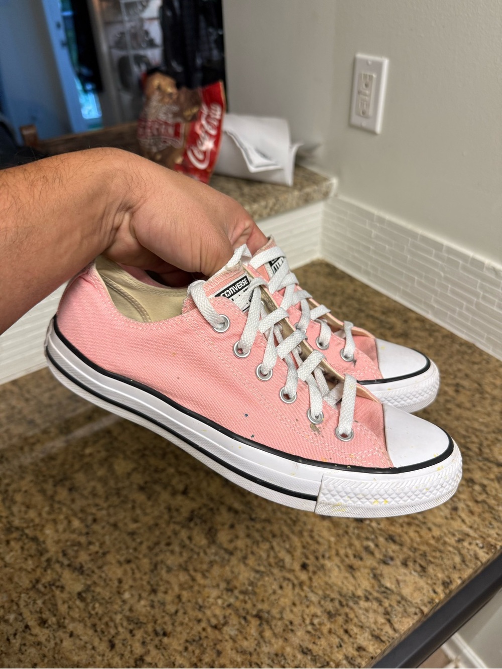 Converse Chuck Taylor All Stars Low top Pink White Women Size 9 Used